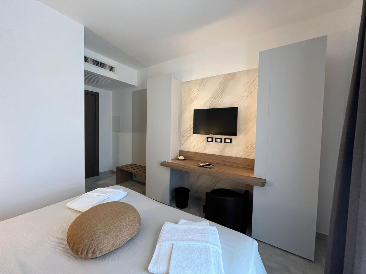 B&B Glass Paradise Καταντζάρο Εξωτερικό φωτογραφία